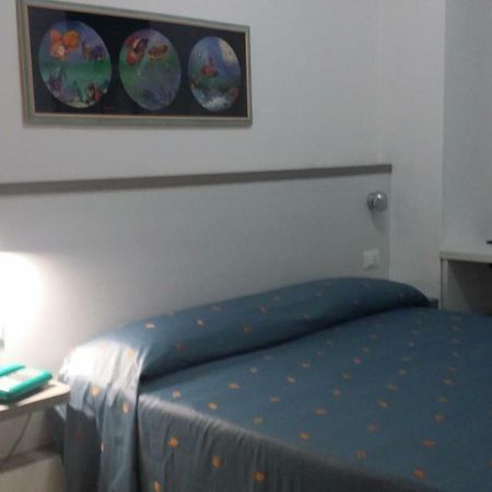 Hotel San Giorgio Alassio Bagian luar foto